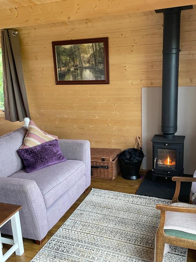 Cosy Cabin In Annie'S Meadow West Meon Экстерьер фото