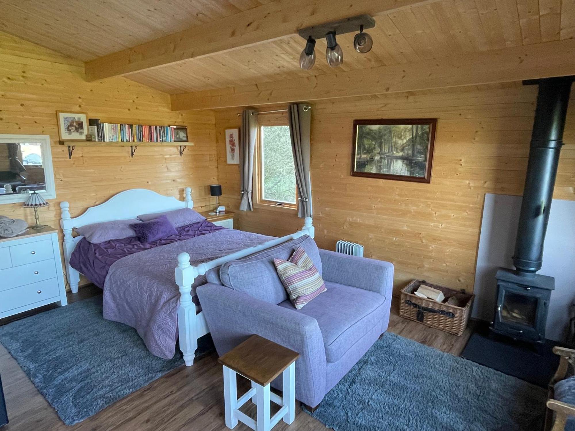 Cosy Cabin In Annie'S Meadow West Meon Экстерьер фото
